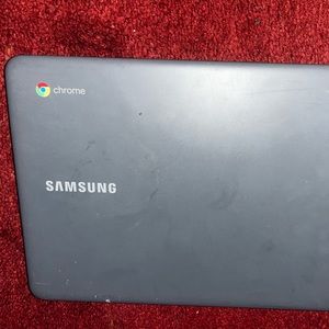 Samsung laptop for sale!